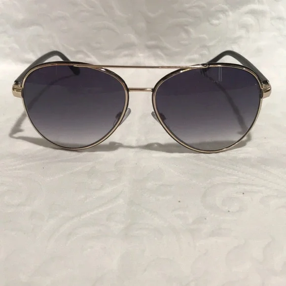 Oscar de la Renta | Accessories | Oscar De La Renta Aviator  display picture 1